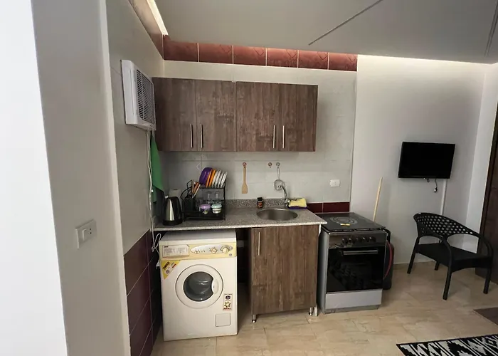 Rich Santos *